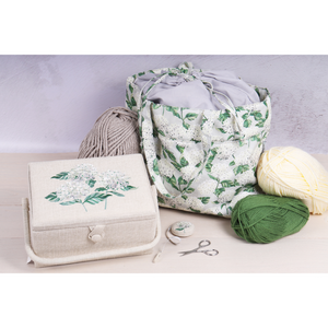 HobbyGift Sewing Box (M): Embroidered: Hydrangea